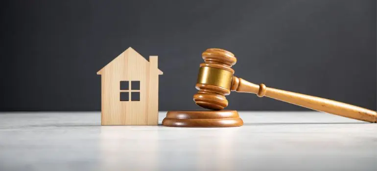 BANDO D'ASTA PER L’ALIENAZIONE DI IMMOBILI DI PROPRIETÀ COMUNALE – VENDITA DI N. 7 LOTTI AD AGGIUDICAZIONE DISGIUNTA